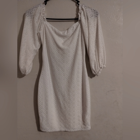 White Dress - Picture 1 of 2